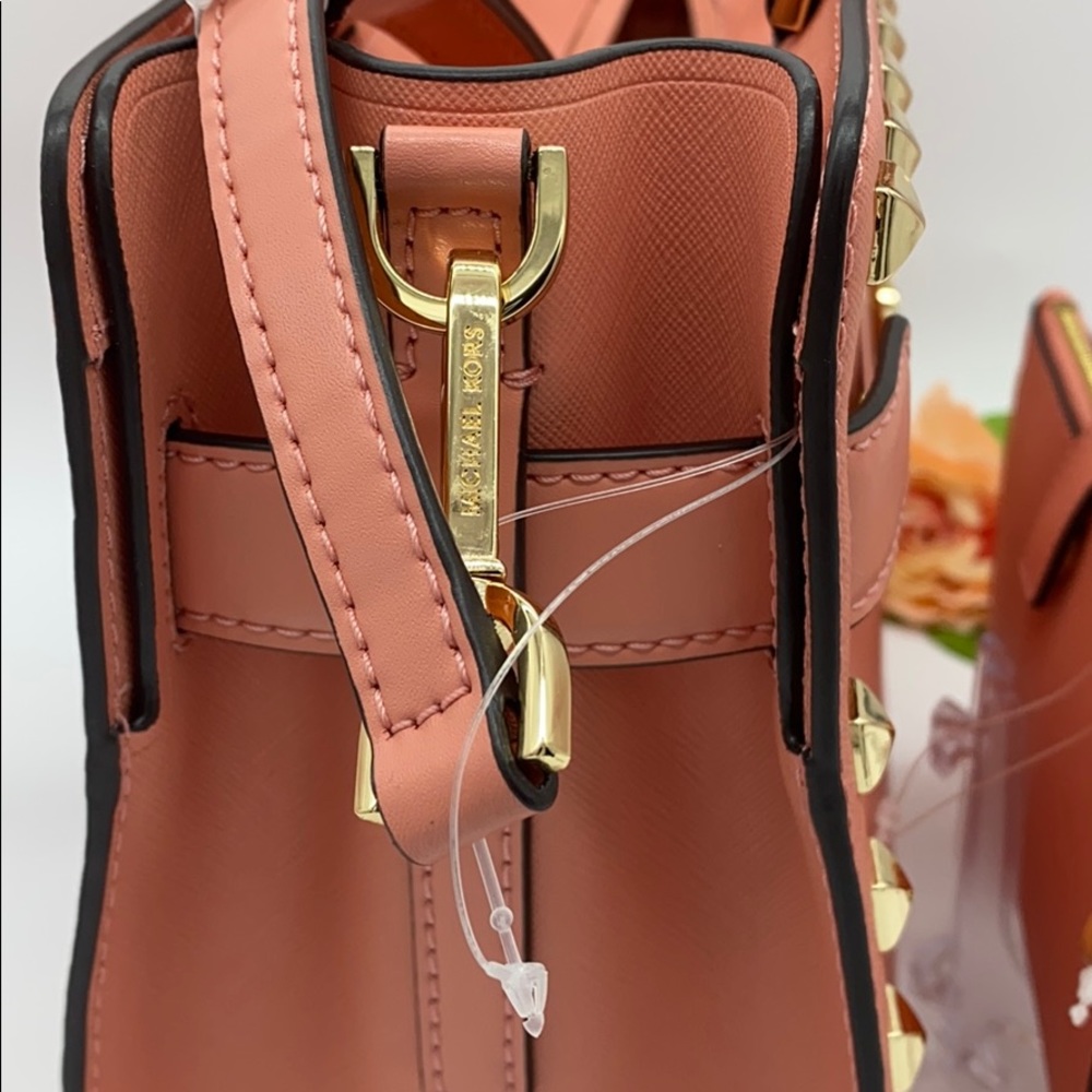 MICHAEL KORS RAYNE MD EW SATCHEL & WRISTLET SET - Picture 13 of 16